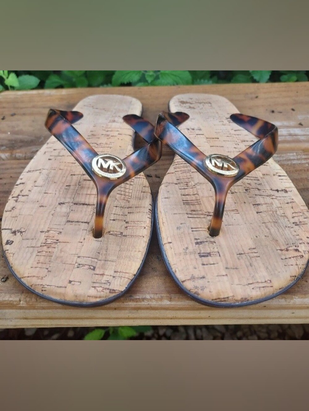 Michael Kors Tortoiseshell Flip Flops Size 6 - Picture 2 of 6